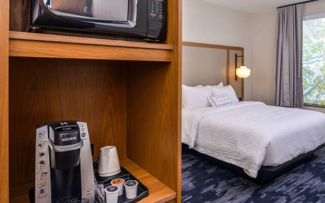 Fairfield Inn & Suites by Marriott Fort Worth Southwest at Cityview