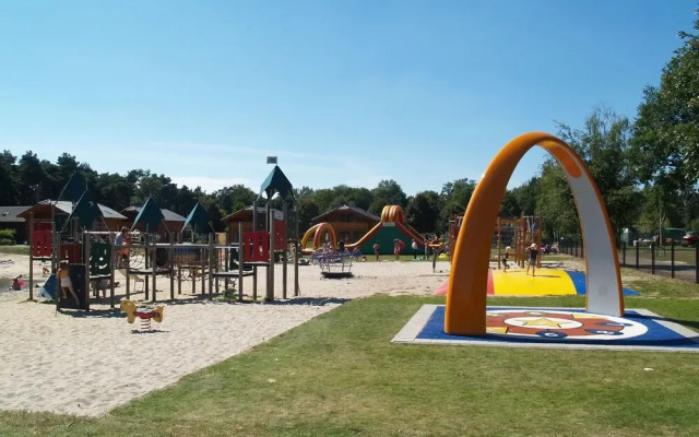 Tidy Furnished Chalet With a Dishwasher