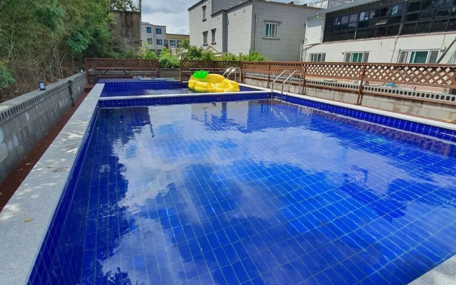 Silla Family Hotel
