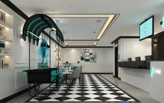 Xana Hotelle(Changchu Hongqi Street Jida Yiyuan Wanda Plaza Store)