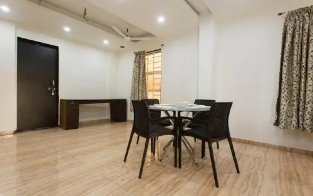 Hotel Pioneer By OYO Rooms