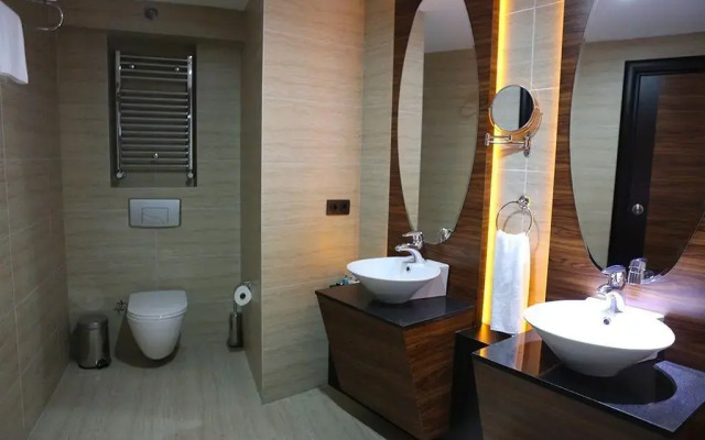 Madame Tadia Hotel
