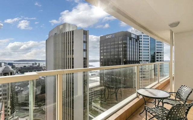 QV Heart of City Stunning View with Parking - 926