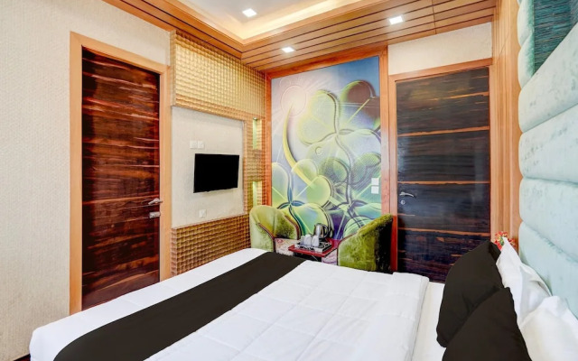 Modern Comfort Stays at Swarop Nagar Kanpur