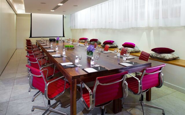 The Morrison Dublin, Curio Collection by Hilton