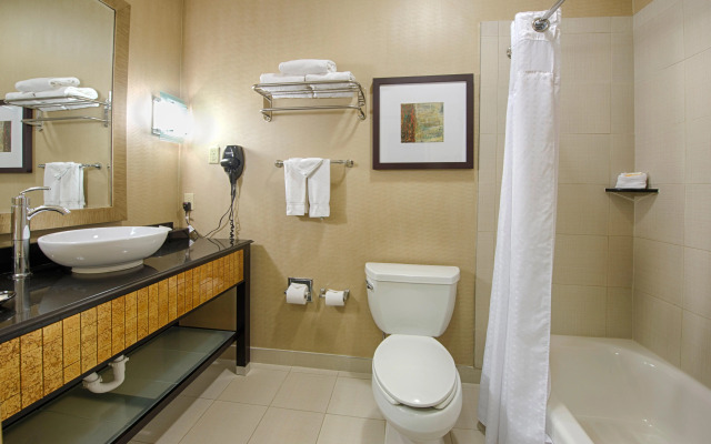 DoubleTree by Hilton Houston Westchase