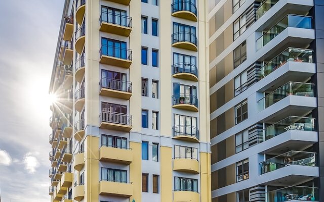 Penthouse with Mezzanine & Harbor Views