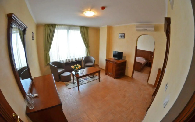 Central West Hotel