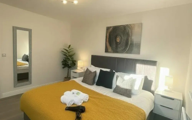 Clifton Apartment