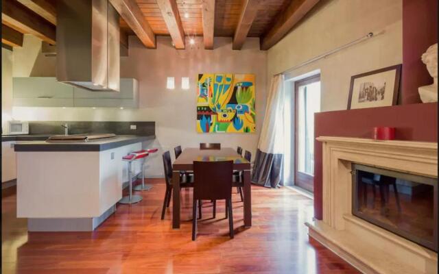 Porta Vittoria Apartment