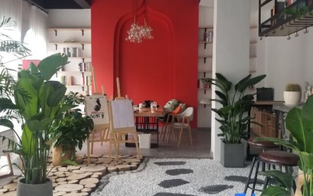 Know Me B&B (Fanjing Mountain Scenic Area)