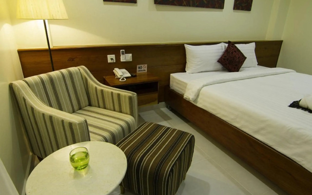 Rose Emerald Hotel