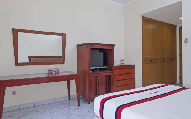 RedDoorz @ Pejaten Raya