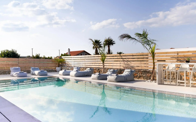 Sardines Luxury Villa 3