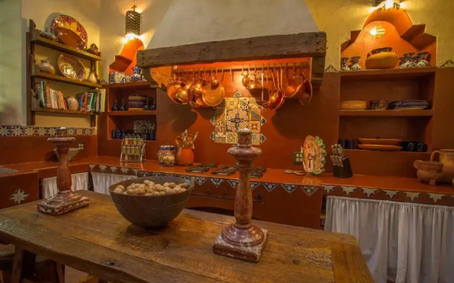 Hacienda Las Amantes