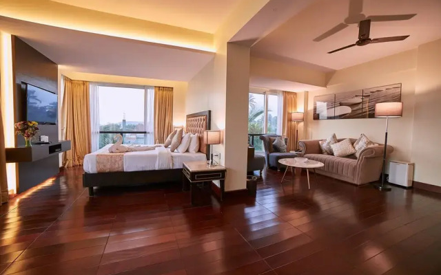 Royale Exotica