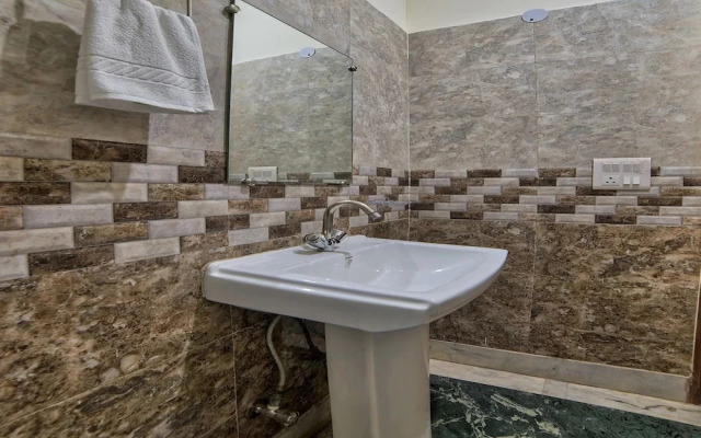 Onella Rooms by OYO Rooms