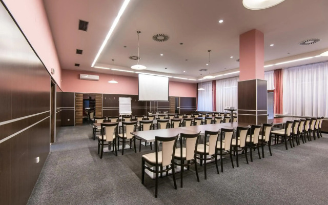Hotel Grand
