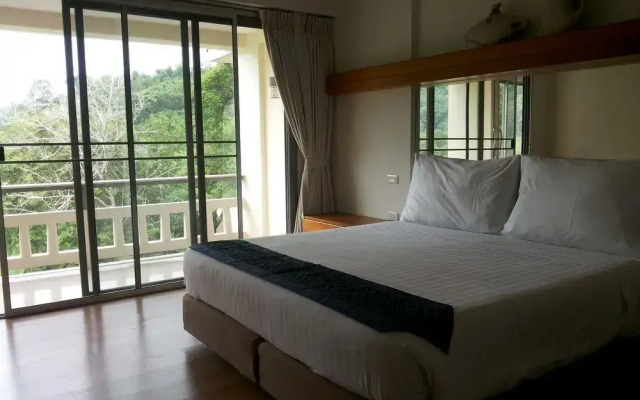 The Green Golf Condominium