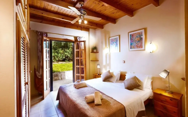 disCrete Villa Arete
