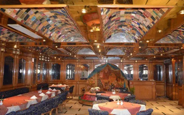 Hotel Maharani Palace