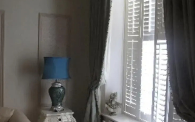 Private Luxury Apartment Near Belfast With Garage