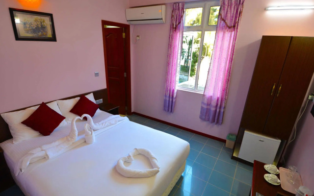 Coral Queen Inn