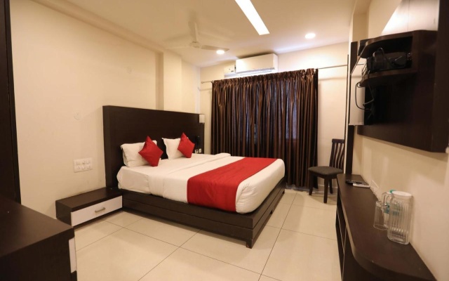 Traders Hotel