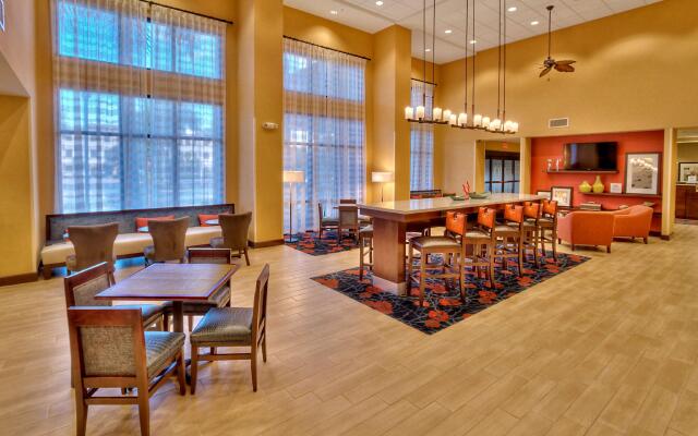 Hampton Inn & Suites Fort Myers-Estero/FGCU