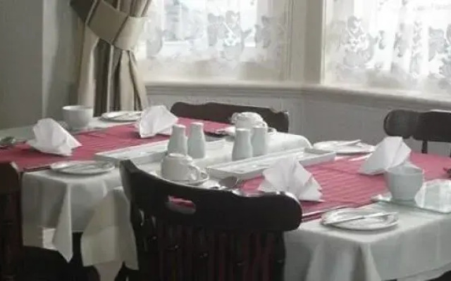 The Chequers Guest House