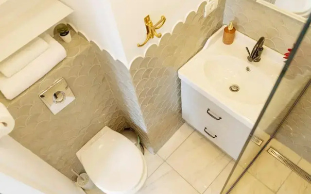 Pop Art Flat - Bright 2BR near the Old Town