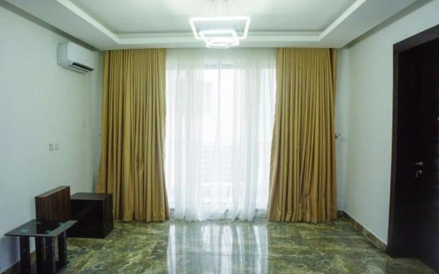 Ziroc Residence