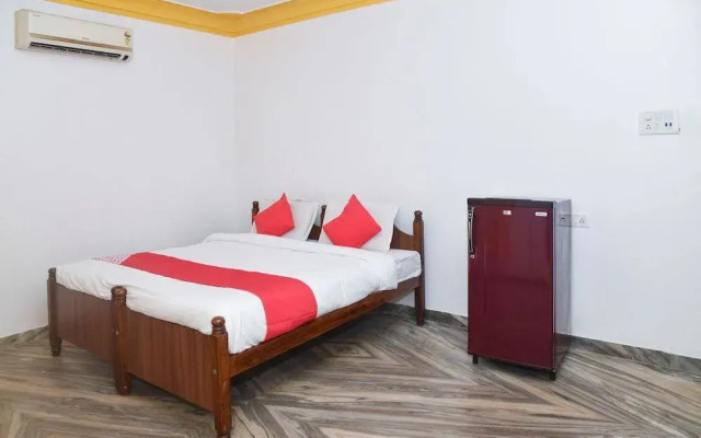 Oyo 29697 Glory Lazfina Guest House
