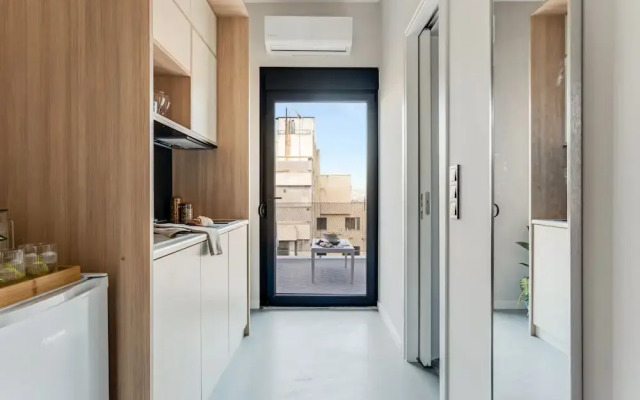 Sanders Port - Sleeky Studio With Roof-top Terrace