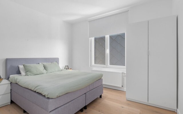 Renovated Apartment for Family