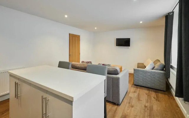 Host Stay The Globe Apartment 4