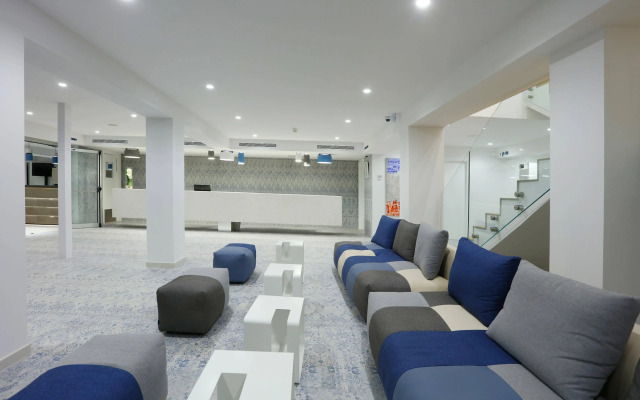 Mar Azul Pur Estil Hotel & Spa