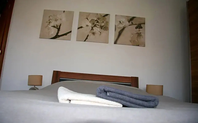 B&B bio