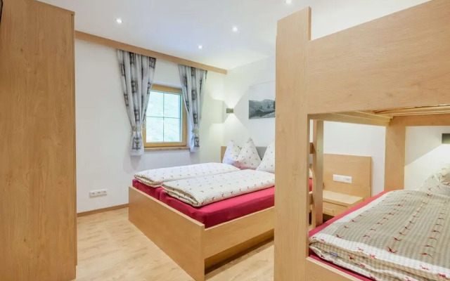Spacious Apartment in Saalbach with Ski Boot Heaters