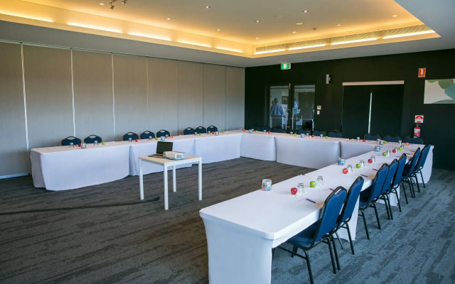 Alpha Hotel Eastern Creek