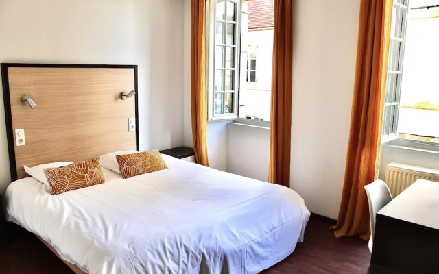 Logis Hôtel Le Commerce