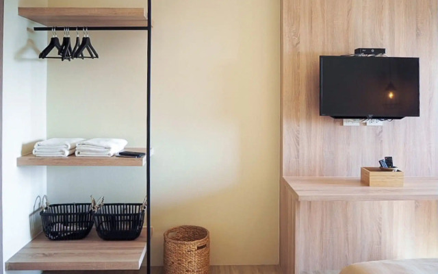 I-Home Residence and Hotel