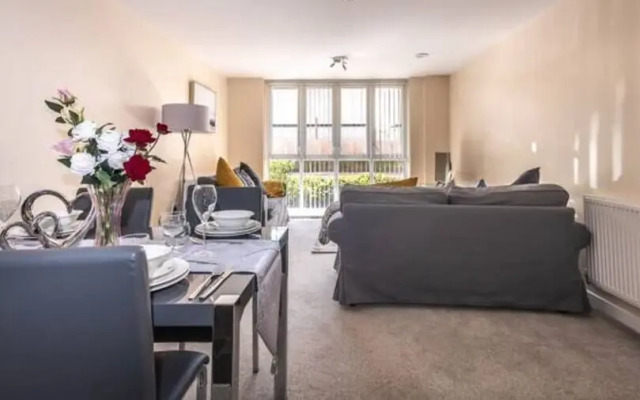 ✰OnPoint-STUNNING 2 Bed/2 Bath Flat -Free Parking✰