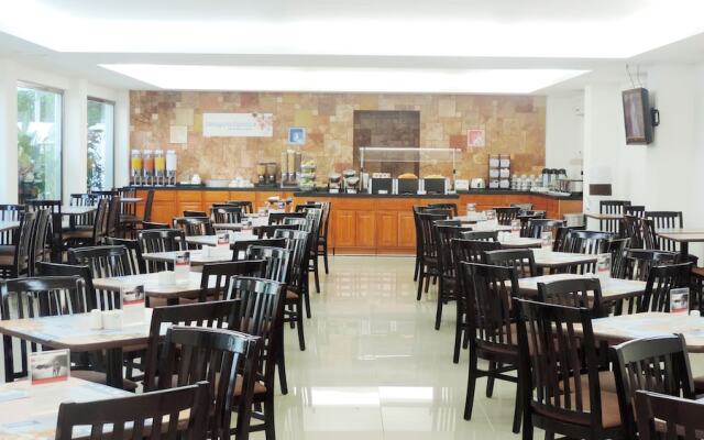 Holiday Inn Express Paraiso Dos Bocas, an IHG Hotel