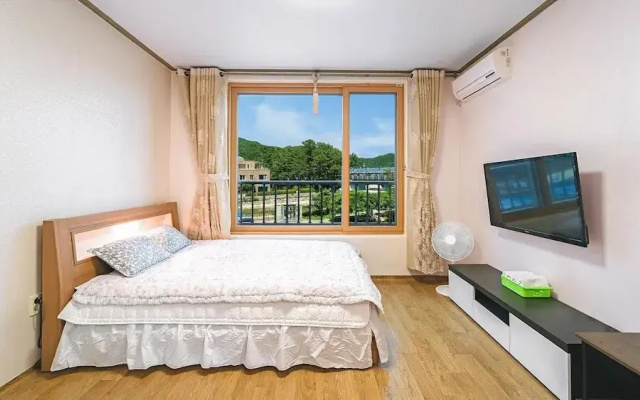Samcheok Haeoreum Pension