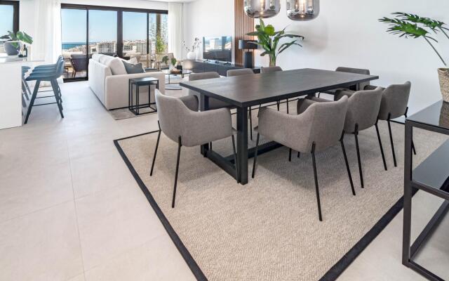 LME144A Spacious & luxury family home