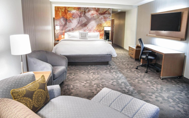 Courtyard by Marriott Lenox Berkshires