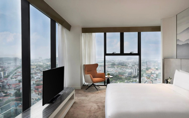 Crowne Plaza Vinh Yen City Centre