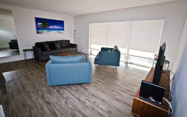Coconut Grove Apartments by NUOVO