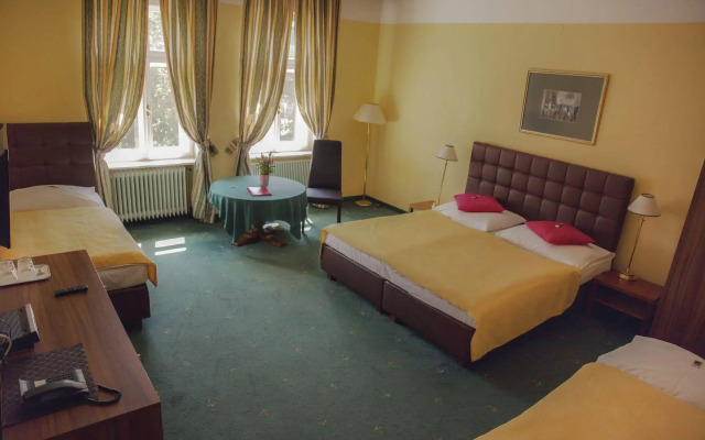 Hotel Bergwirt Schönbrunn